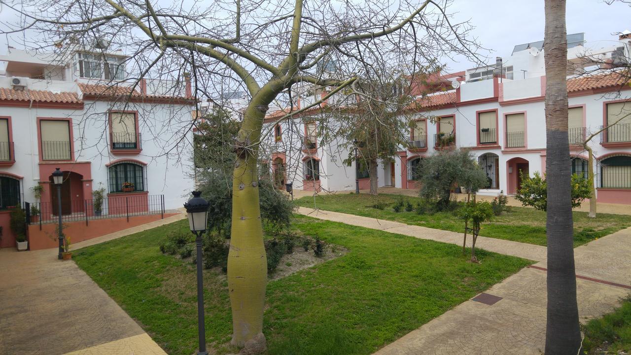 Hospederia V Centenario Estepona Exterior photo